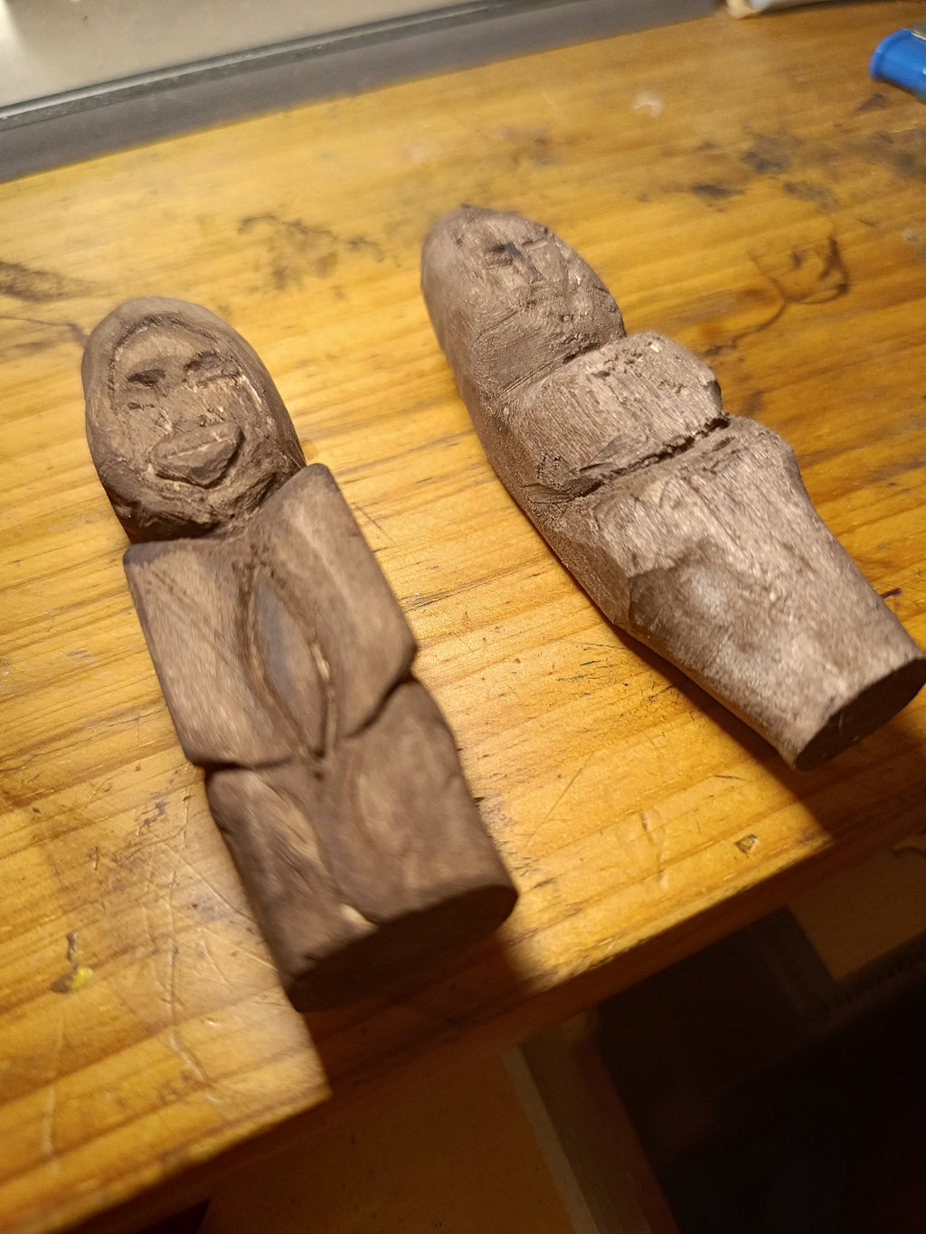 Sainte vierge en bois porte bonheur