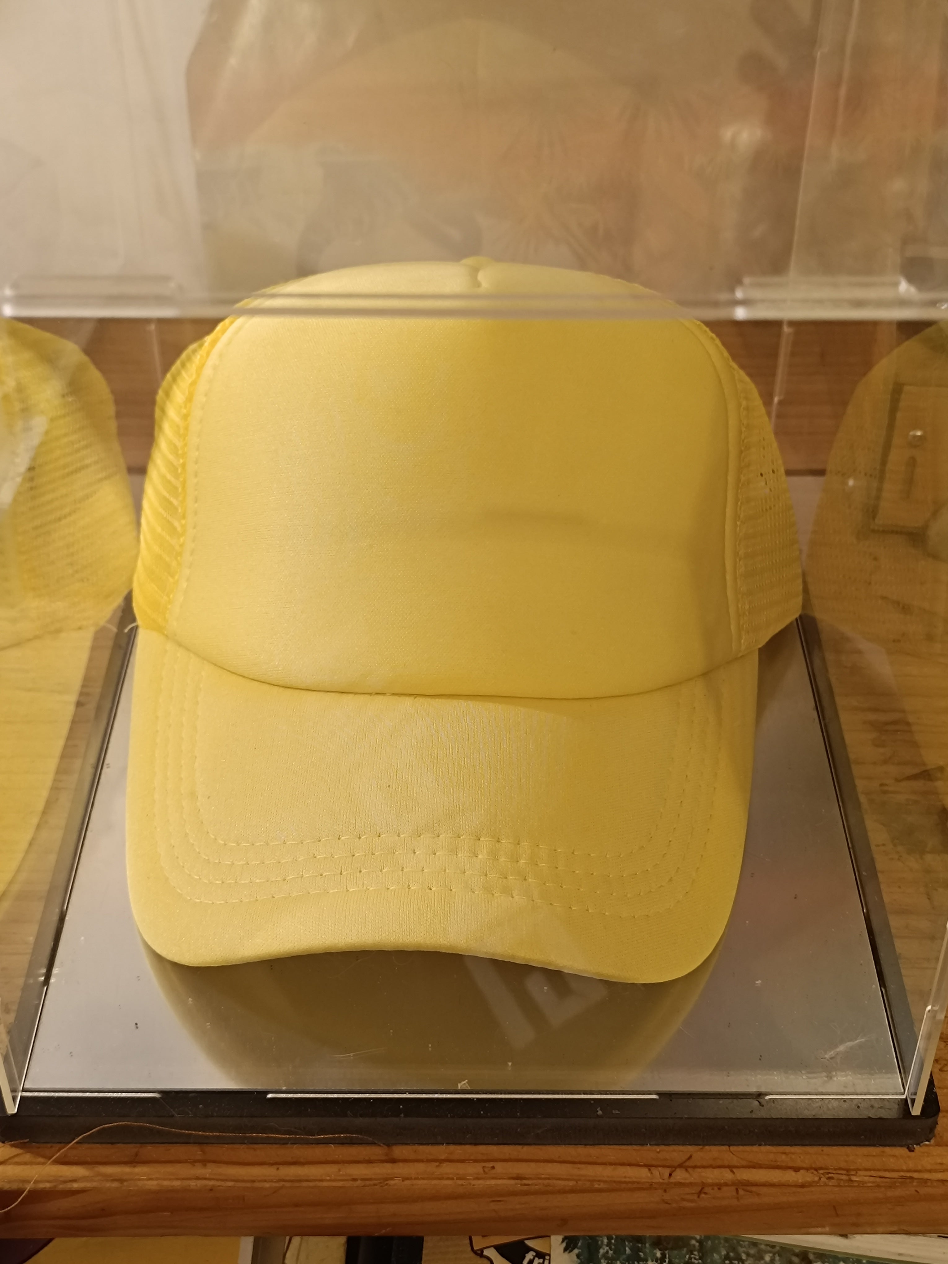 Casquette unis synthétique grillagée baseball