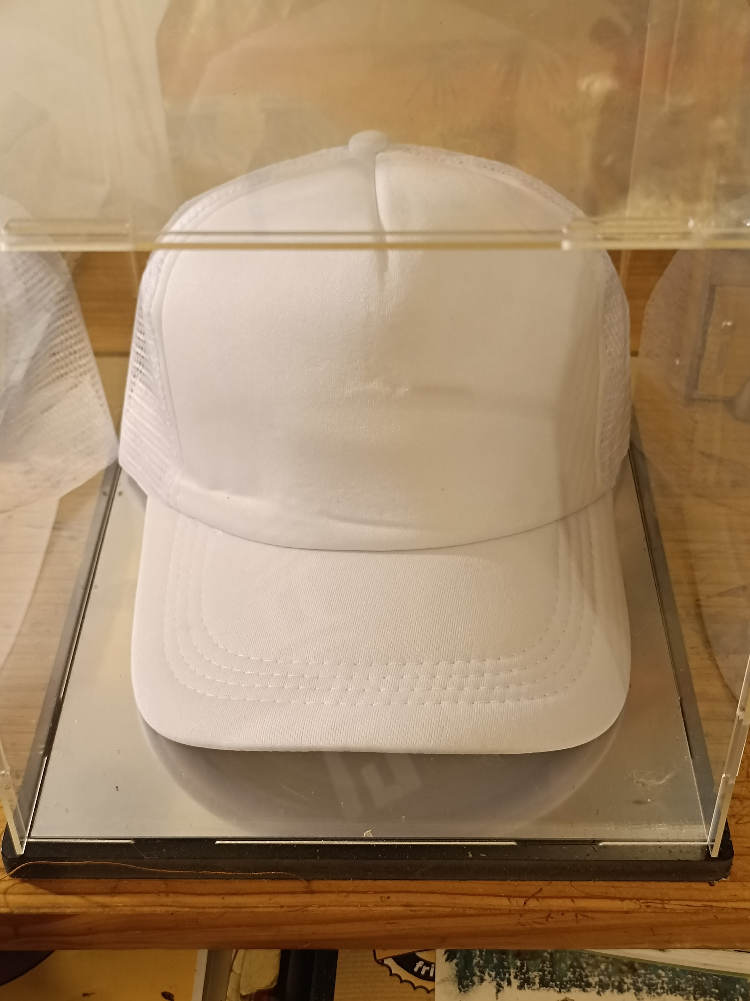 Casquette unis synthétique grillagée baseball